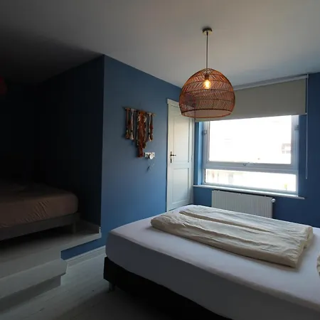 Aurelune Escapes, Ostend